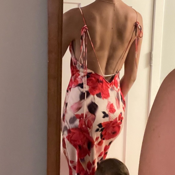 Victoria Secret Satin like Slip Sz S Red Floral - Picture 3 of 6